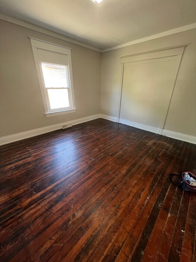 Foto del edificio - Freshly painted 3 bedroom 2 bath