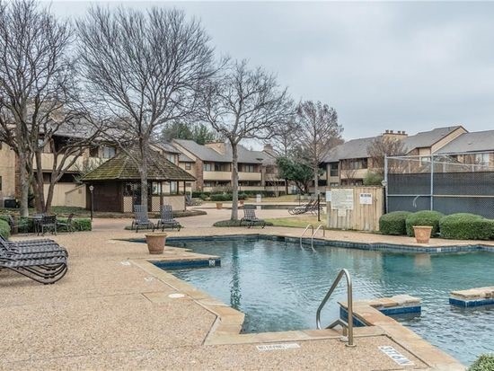 Building Photo - 1304 Harwell Dr