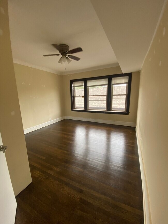 Foto del edificio - 3823 N Monticello Ave
