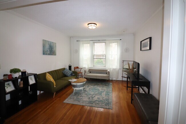 Foto del edificio - 44 Longwood Ave
