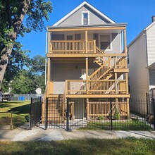 Building Photo - 8509 S Brandon Ave