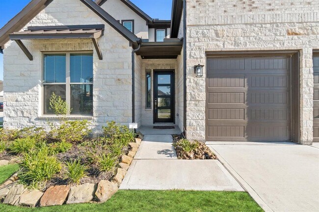 Building Photo - 12826 Raemoir Dr
