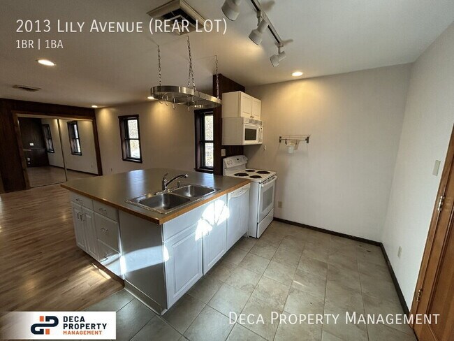 Foto del edificio - 2013 Lily Ave