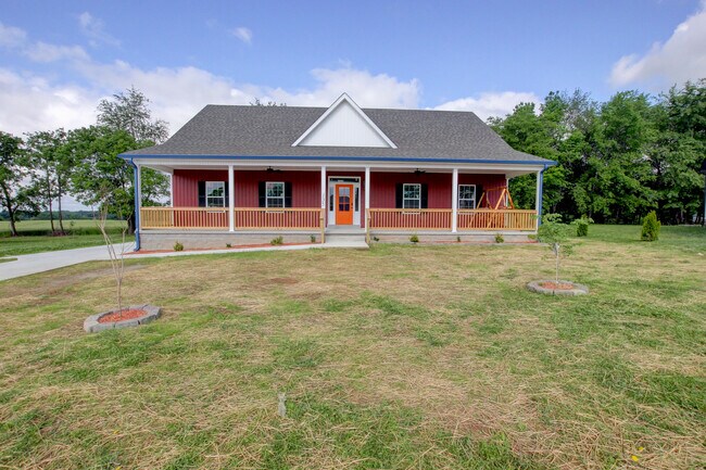 Building Photo - 135 Riverbend Dr