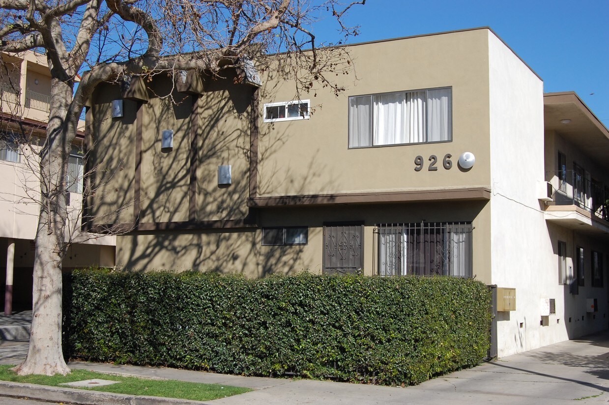 Primary Photo - 926 N Hudson Ave