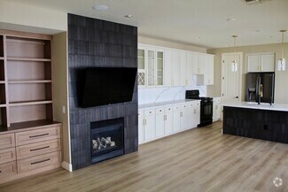 Building Photo - 2905 N 48th St