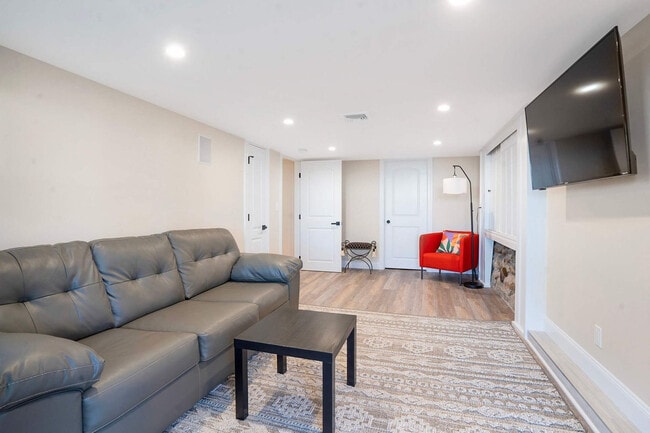 Foto del edificio - 54 Cliff Rd