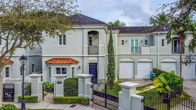 Building Photo - 10155 SW 75th Pl