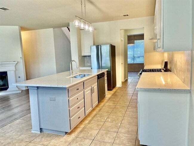 Foto del edificio - 18708 Dry Pond Dr