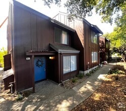 Building Photo - 4 Cielo Ln