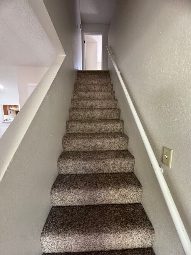 Building Photo - 675-677 W. Country Squire Ct.
