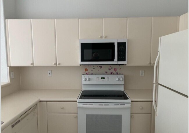 Foto del edificio - 2731 SE 17th Ave