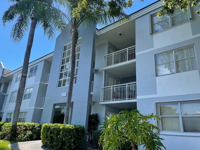 Building Photo - 8600 SW 212th St