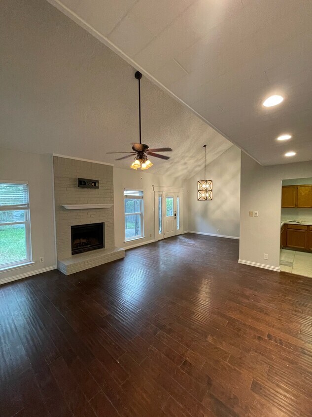 5626 Wembley Downs Dr, Arlington, TX 76017 House Rental in Arlington