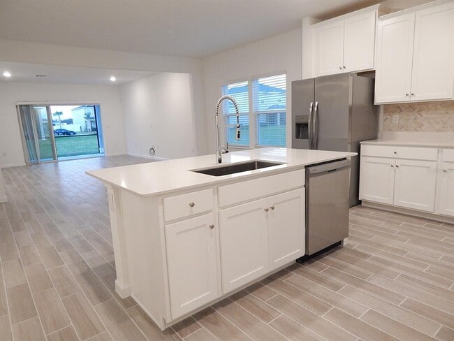 Building Photo - 5675 SW 93rd St