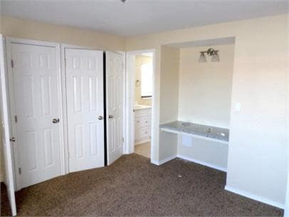 Building Photo - 2410 SW 59th St