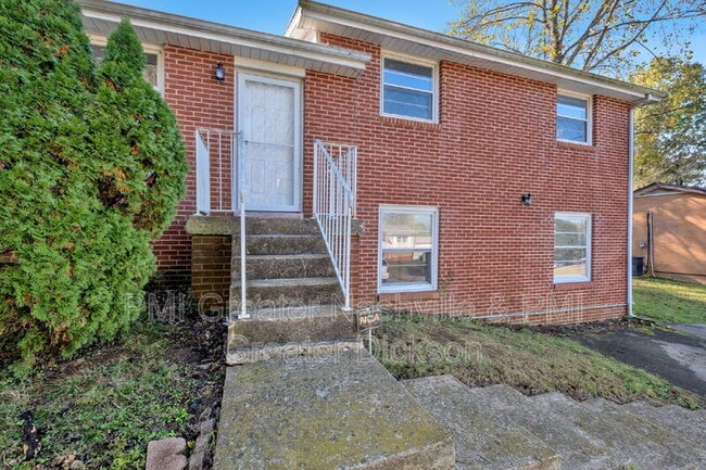 Foto del edificio - 385 Bonnavale Dr