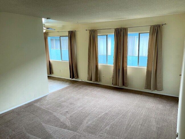 Updated 1 Bedroom Upper - 9516 Alexander Ave