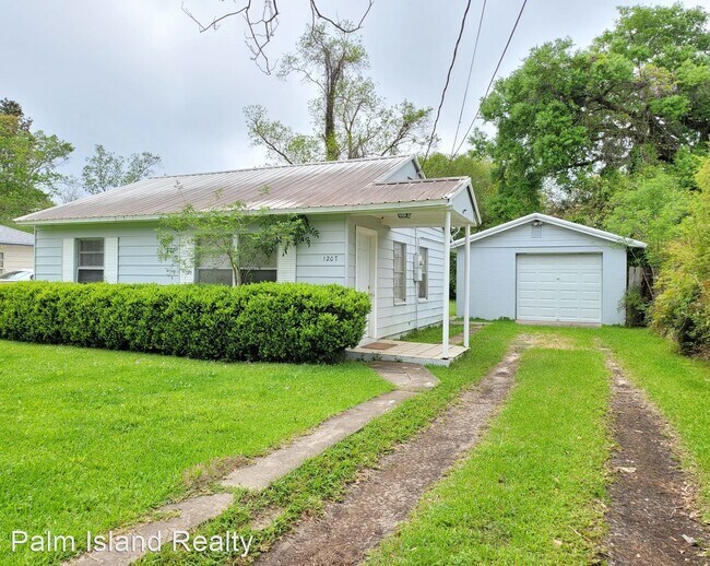 Foto del edificio - 2 br, 1 bath House - 1207 N 46th Ave