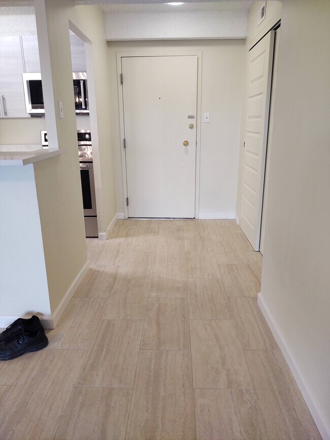 8060 E Girard Ave Unit 1014, Denver, CO 80231 Condo for Rent in