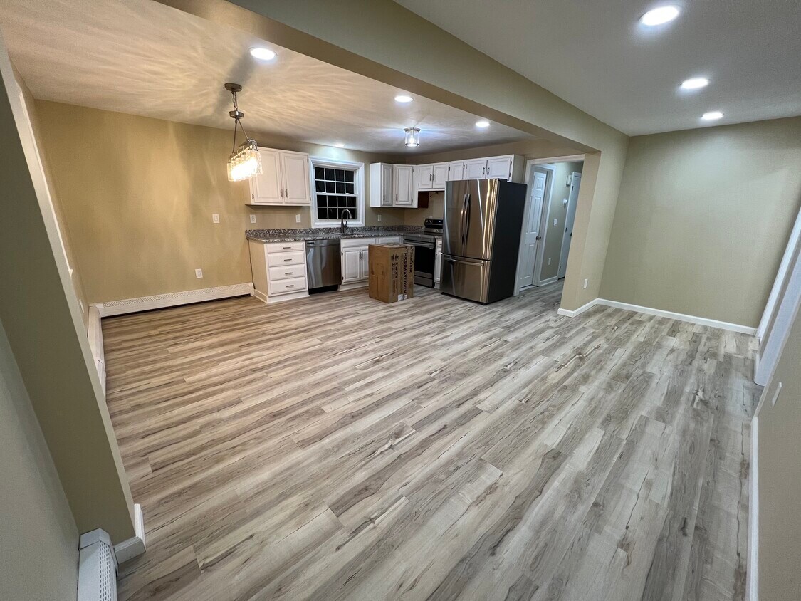 60 Orchard St Unit 2, Bellingham, MA 02019 Apartments in Bellingham, MA