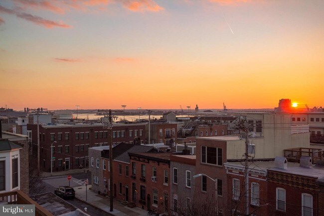 Foto del edificio - 1105 S Highland Ave