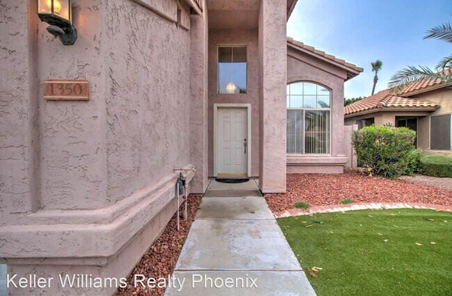 Building Photo - 4 br, 3 bath House - 1350 West Pelican Court
