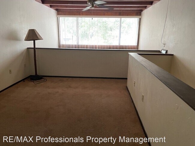 Building Photo - 1 br, 1 bath House - 605 SW 75th Street  #207