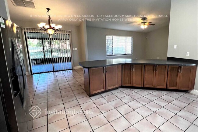 Foto del edificio - 80 Hartwood St