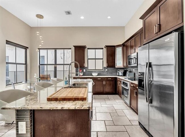 Foto del edificio - 2677 NW 84th Way