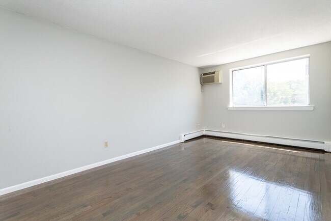 Foto del edificio - 14 Murdock St