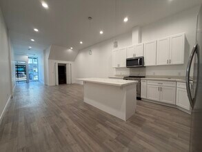 Building Photo - 1549 California St