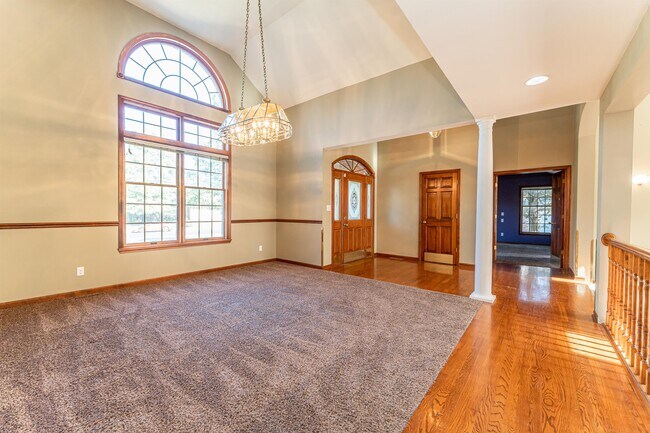 Building Photo - 5503 Carrick Ct