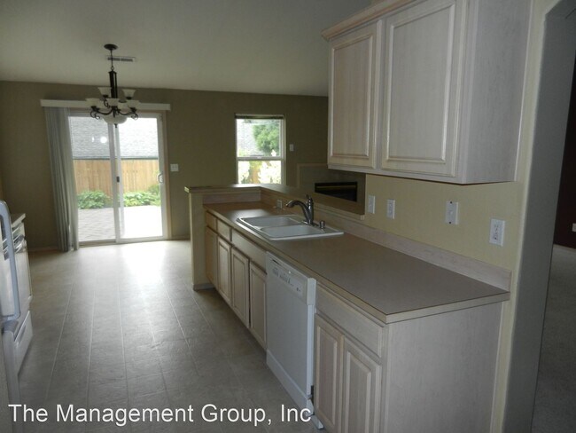 Building Photo - 3 br, 2 bath House - 400 SE 169th Avenue