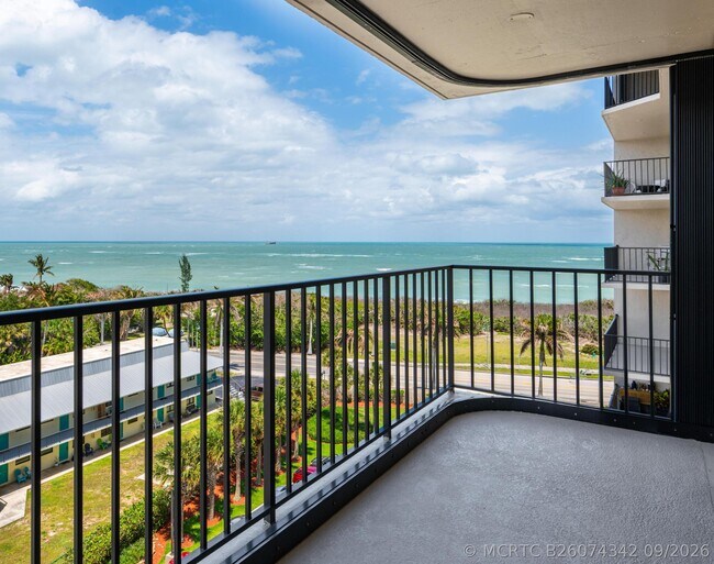 Foto del edificio - 801 S Ocean Dr