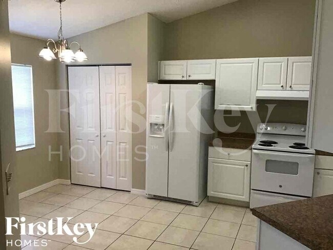 Foto del edificio - 4718 Westwind Dr