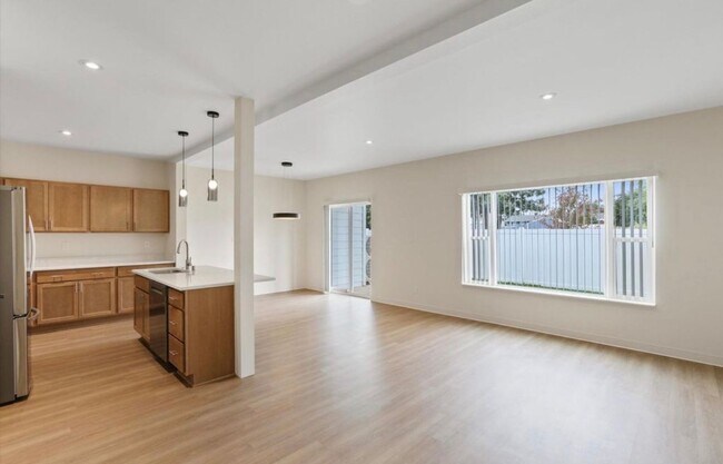 Foto del edificio - South Hill Townhomes