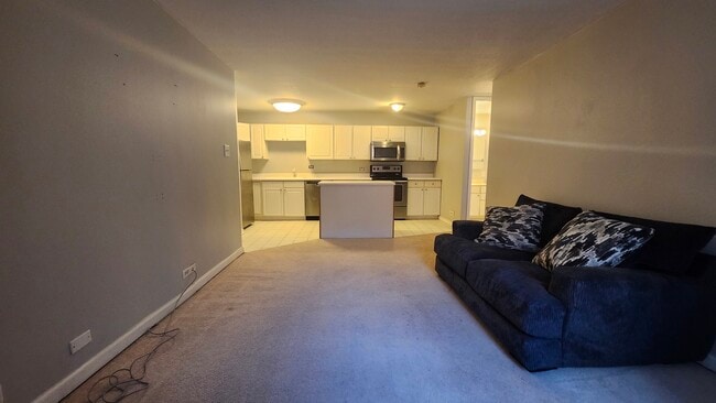 Building Photo - 1339 N Dearborn St