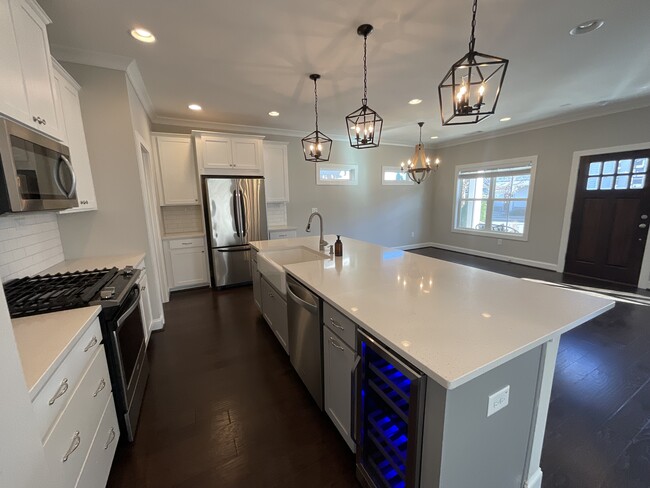 Foto del edificio - 2308 Echelon Ln