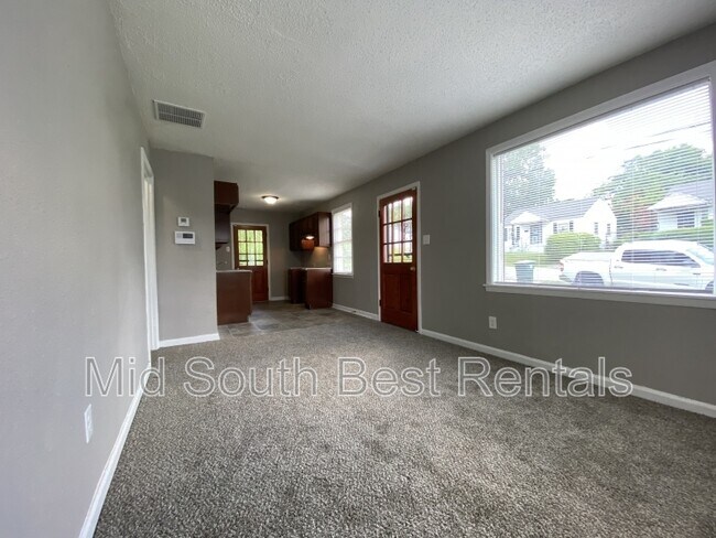 Foto del edificio - 213 W Norwood Ave