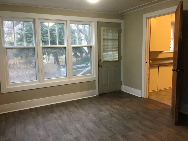 Foto del edificio - Spacious 4 Bedroom Home - Northside of Hol...
