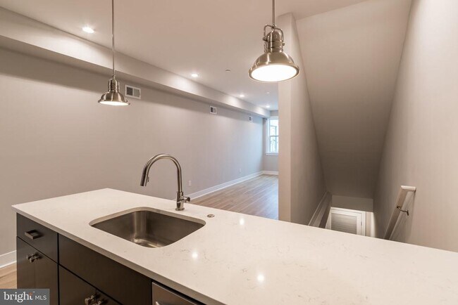 Foto del edificio - 1020 S 53rd St