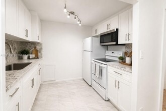 Building Photo - 2634 NW 60th Way