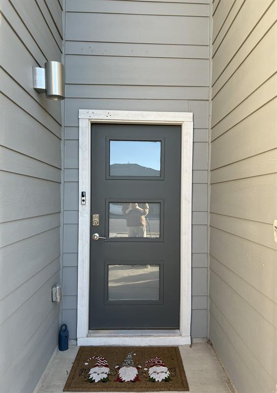 Building Photo - 14213 Cantarra Dr