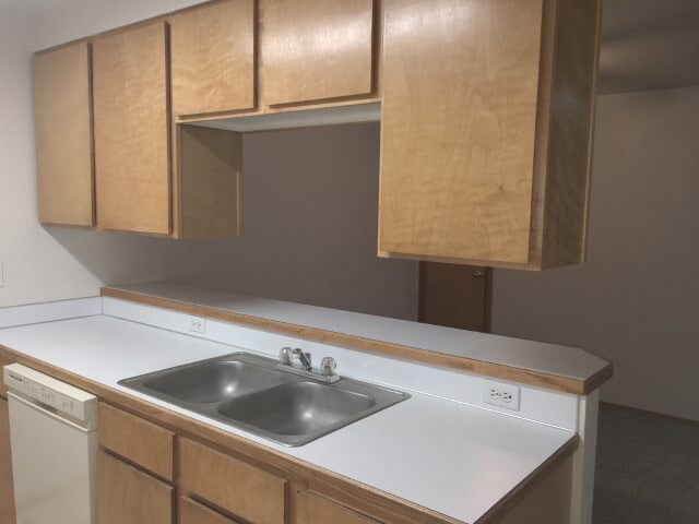 Building Photo - 2022-2022 SW 22nd St