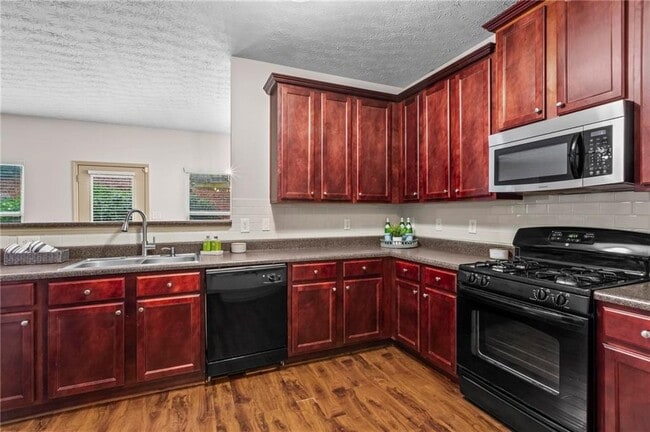 Building Photo - 867 Crested Hawk Trail