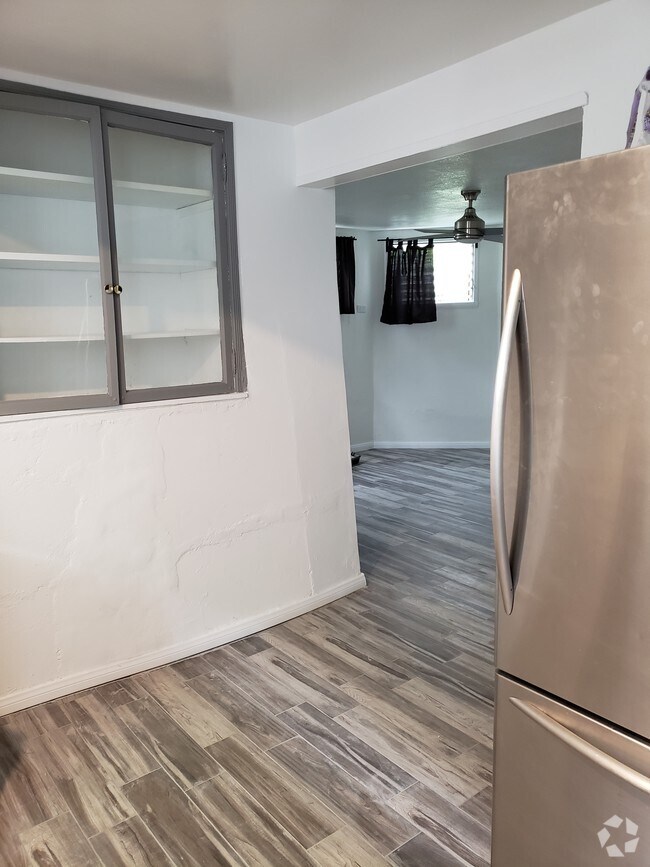 Forest Heights Short Term Apartments for Rent Los Angeles, CA 8