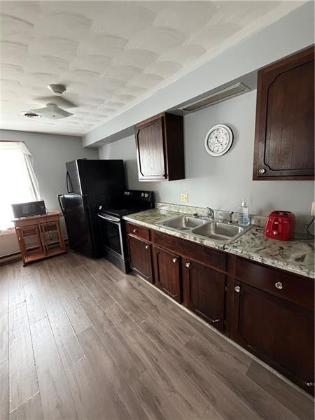 Foto del edificio - 120 S Washington St