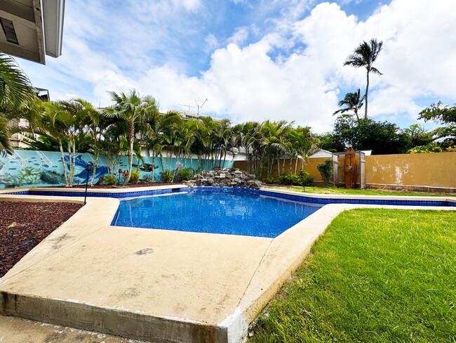 Foto del edificio - Dog Friendly Kailua Pool House with A/C