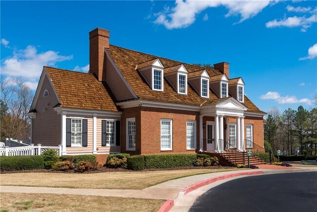 Building Photo - 1236 Grand View Dr SE